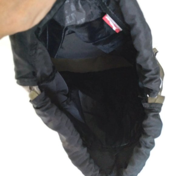 SOLD ON ANOTHER PLATFORM Puma Drawstring Backpack - Picture 6 of 6